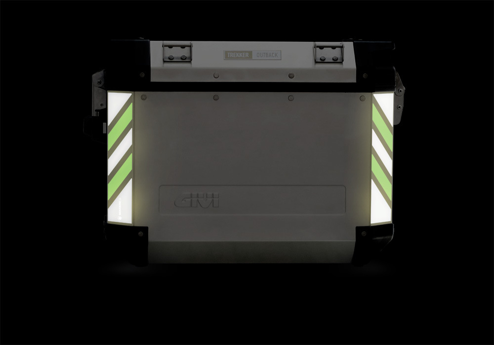Givi Trekker Outback Side Panniers Black & Green Reflective Stripes - Image 2
