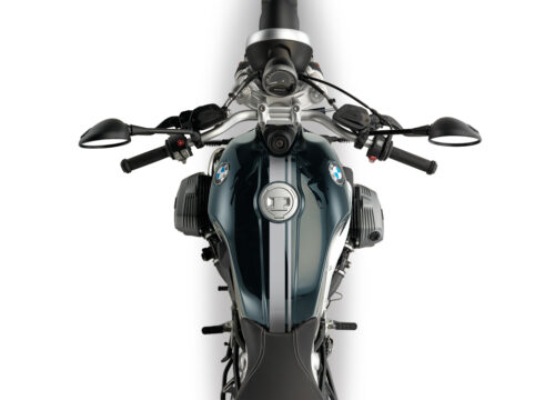 BKIT 3158 BMW RnineT Pure Top Tank Double Line Stickers Kit Silver Brushed 02