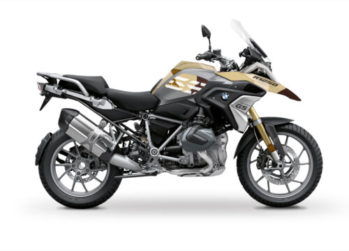 BKIT 3299 BMW R1250GS Black Storm Metallic Cosmic Blue M90 Desert Camo 01