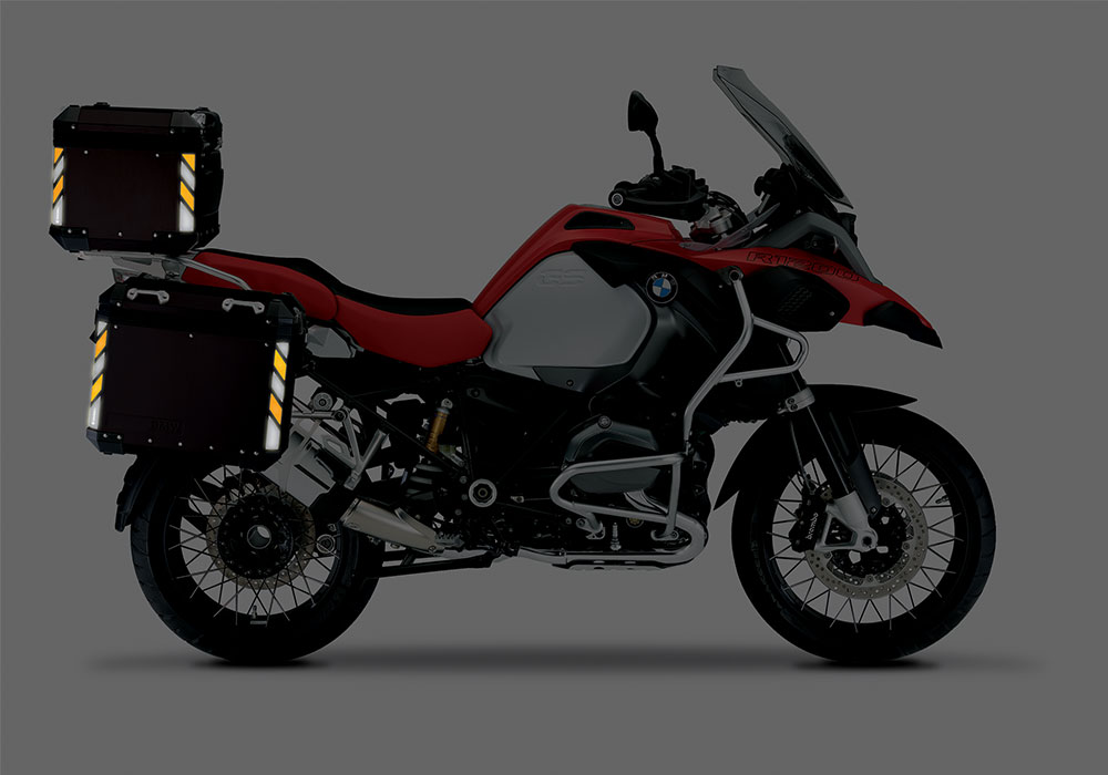 BSTI 4137 BMW Top Box Black Black Yellow Reflective Strips night 02