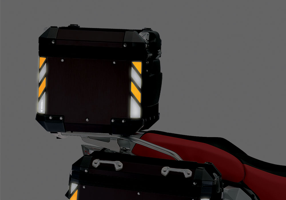 BSTI 4137 BMW Top Box Black Black Yellow Reflective Strips night 04