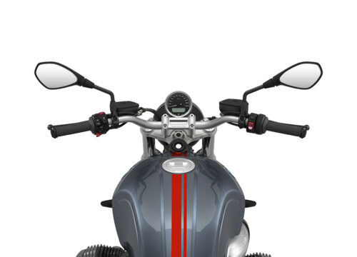 SIG 1060 02 BMW RnineT pure Red Double Lines Mineral