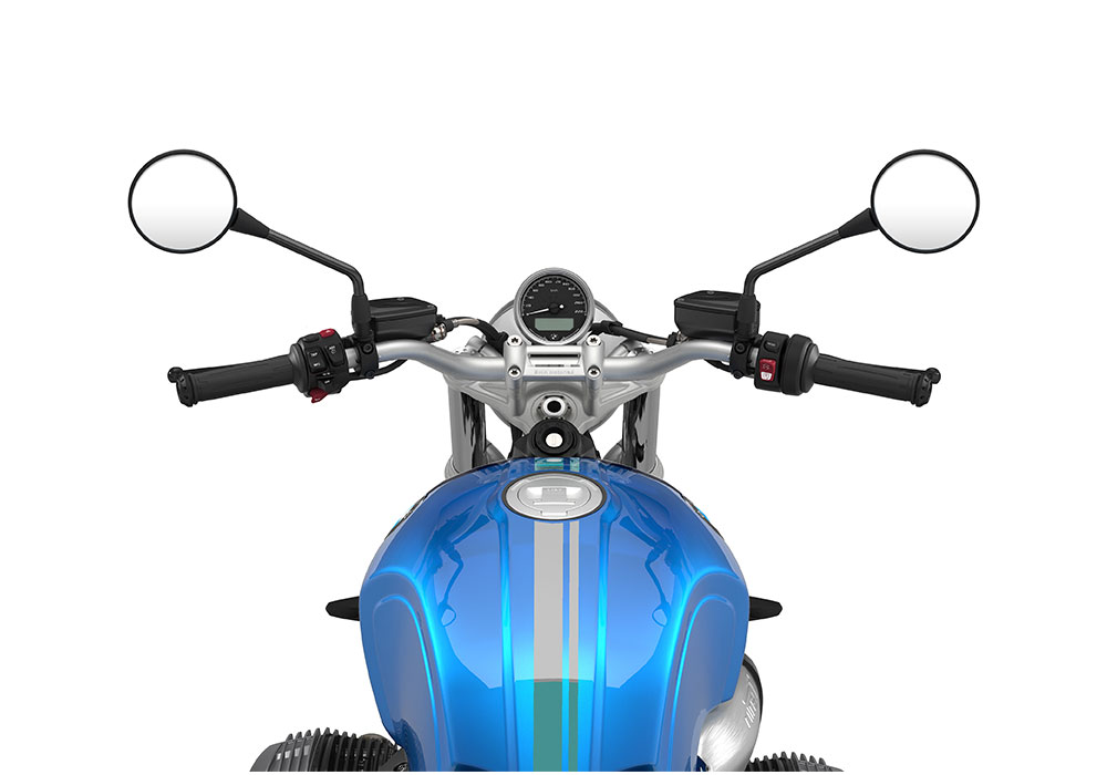 SIG 1067 03 BMW RnineT SCrambler Dark Silver Double Lines Cosmic 1