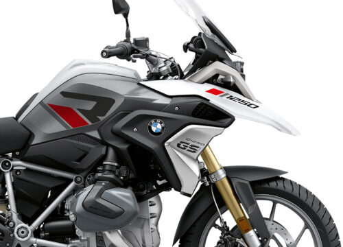 SIG 1116 02 BMW R1250GS R Line Black Grey Red Light White 02