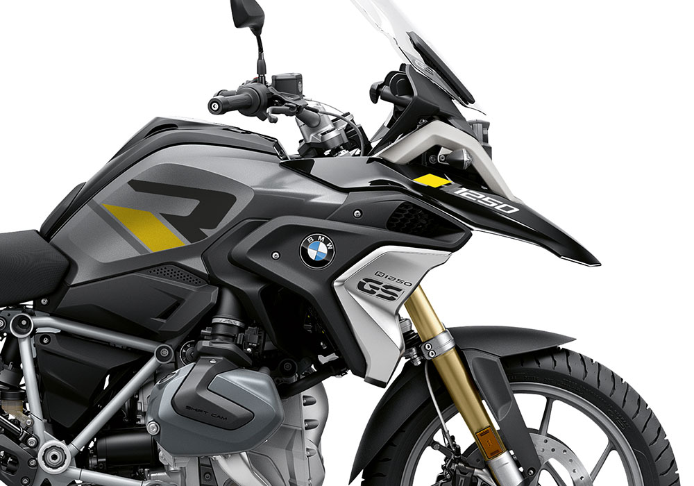 SIG 1118 02 BMW R1250GS R Line Black Grey Yellow 02
