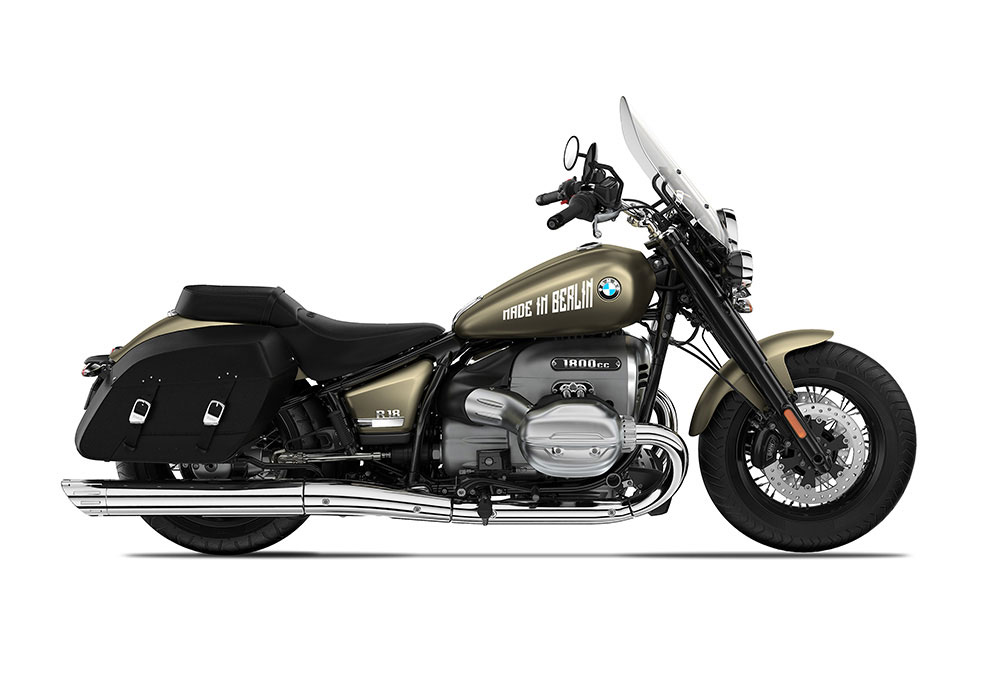 SIG 1213 02 R18 Classic MADE IN BERLIN White Matt Stickers Manhattan