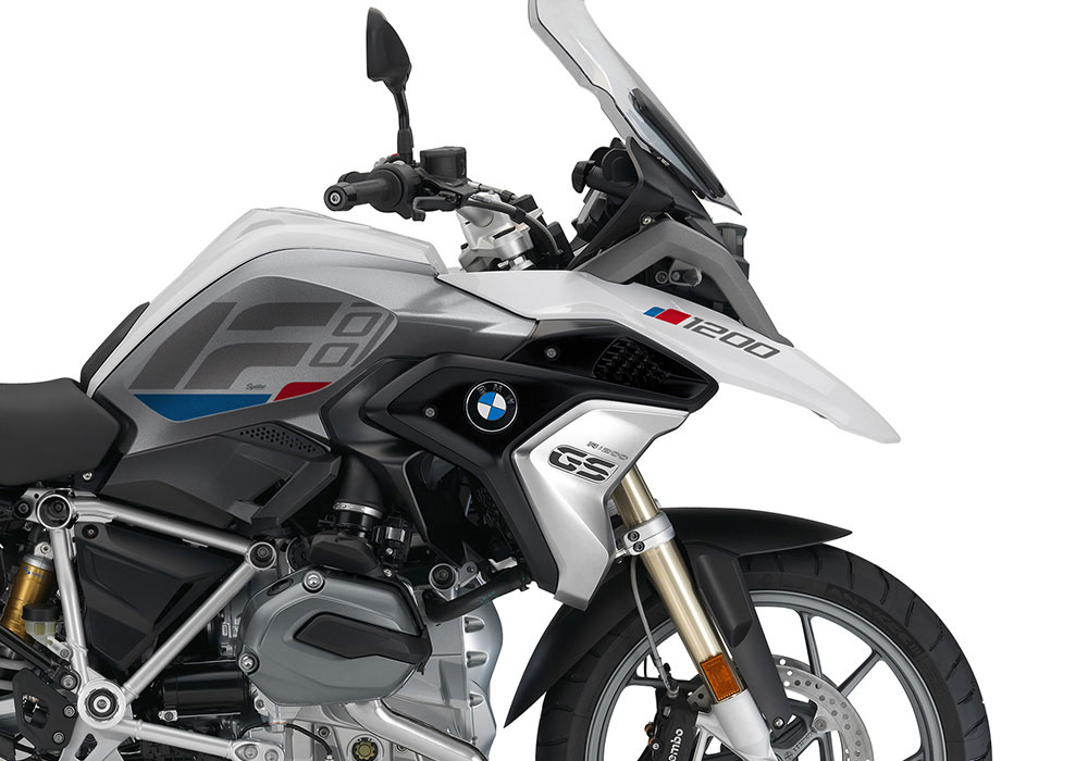 SIG 1272 01 BMW R1200GS Raise Grey Red Blue Stickers Alpine White Right 02